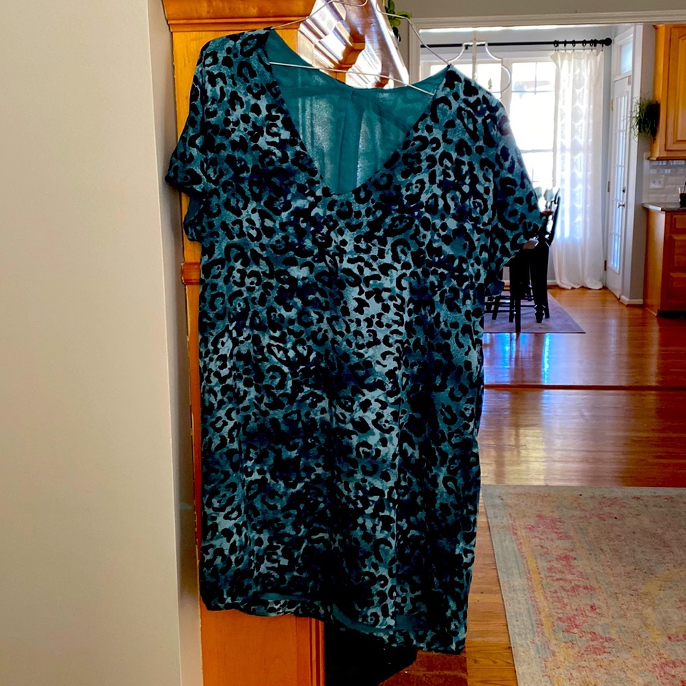 Body Love green leopard dress extra small